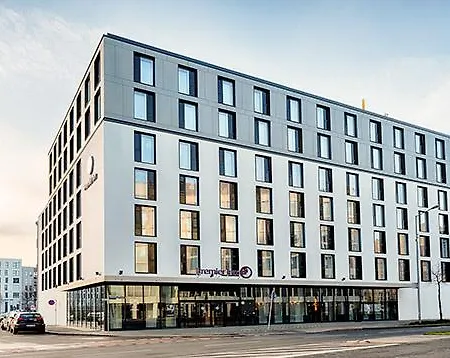 Hotell Premier Hahnekamm